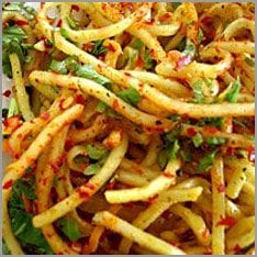 Fried spaghetti with peppers