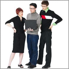 Menschen und Laptop