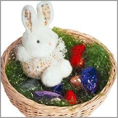 Osternest mit Osterhasen