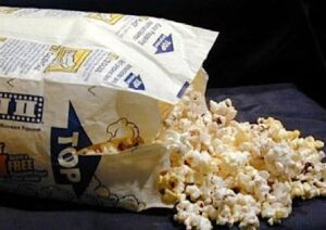 Mikrowellen Popcorn in der Tüte