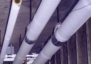 Heat insulate water pipe