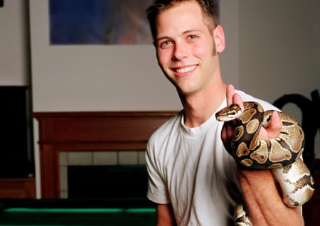 Pet snake