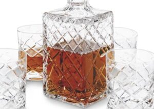 Lead crystal carafe