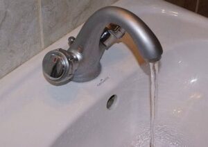 Water tap