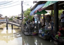 Floating Market