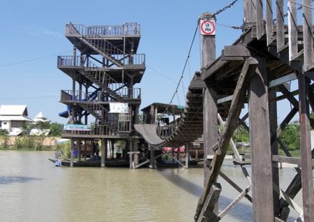 Pattaya Floating Market zip wire