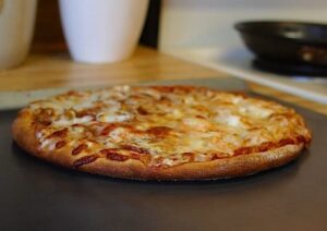 Vegetarisch Kochen, frische Pizza