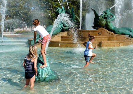 Spielende Kinder