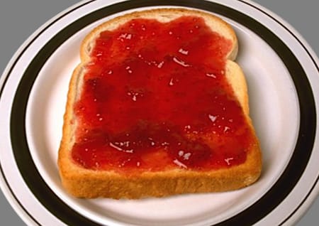 Toast mit Marmelade