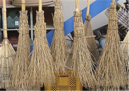 Straw broom