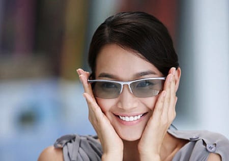 3D-Brille Frau mit 3D-Brille