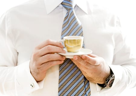 Wrinkle-free shirt with tie