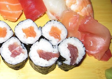 Foods containing iodine Sushi with seaweed