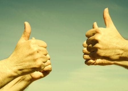 Positives Denken Daumen hoch