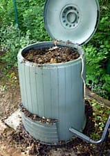 Compost container