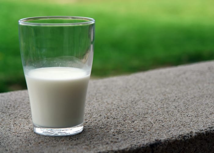 Milch im Glas